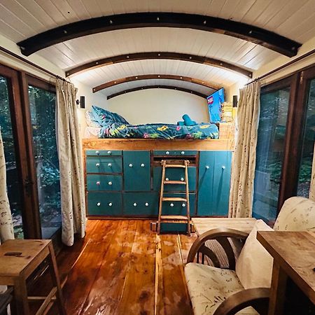 The Railway Carriage - Blue Villa Glasbury Kültér fotó