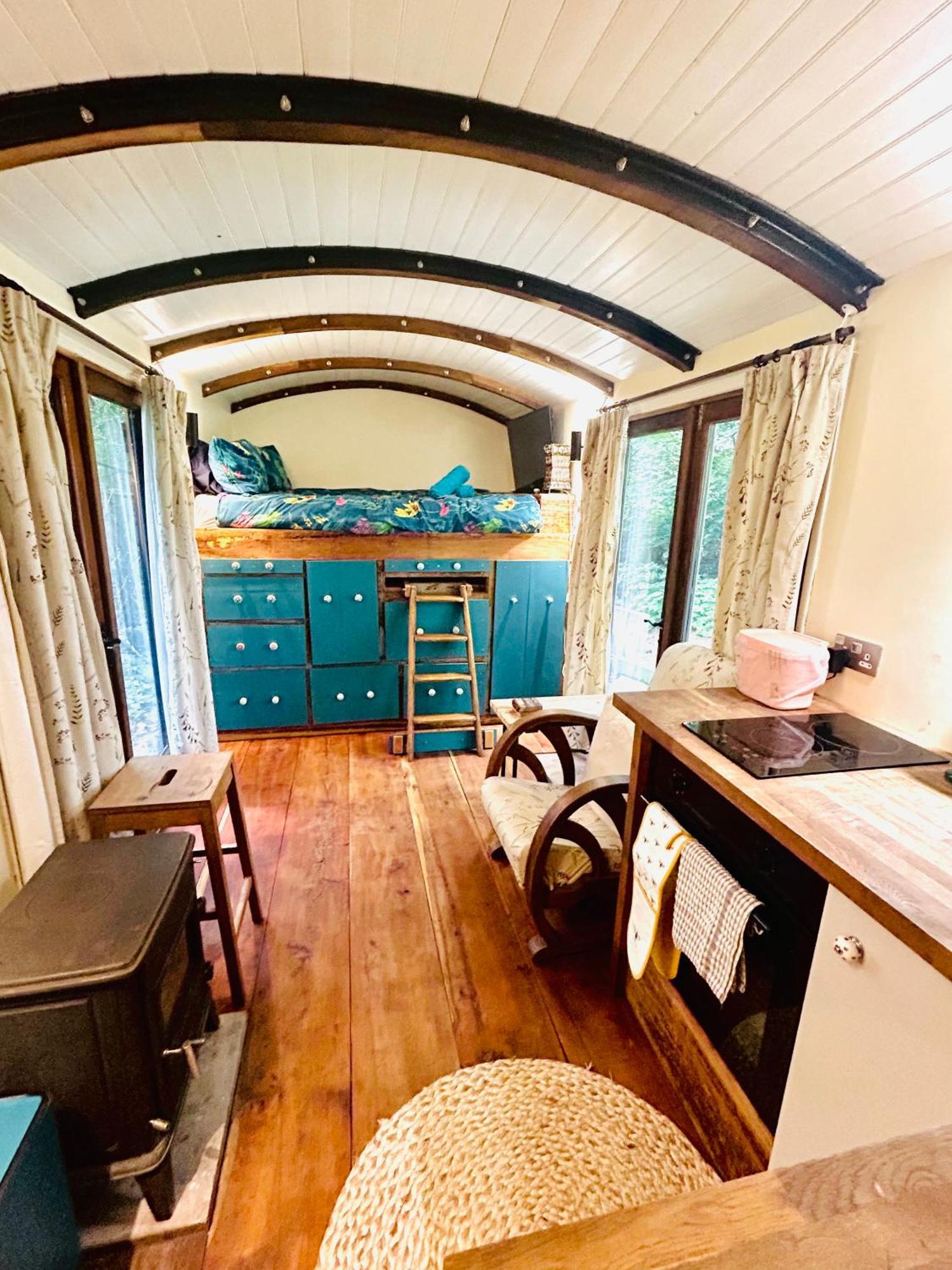 The Railway Carriage - Blue Villa Glasbury Kültér fotó